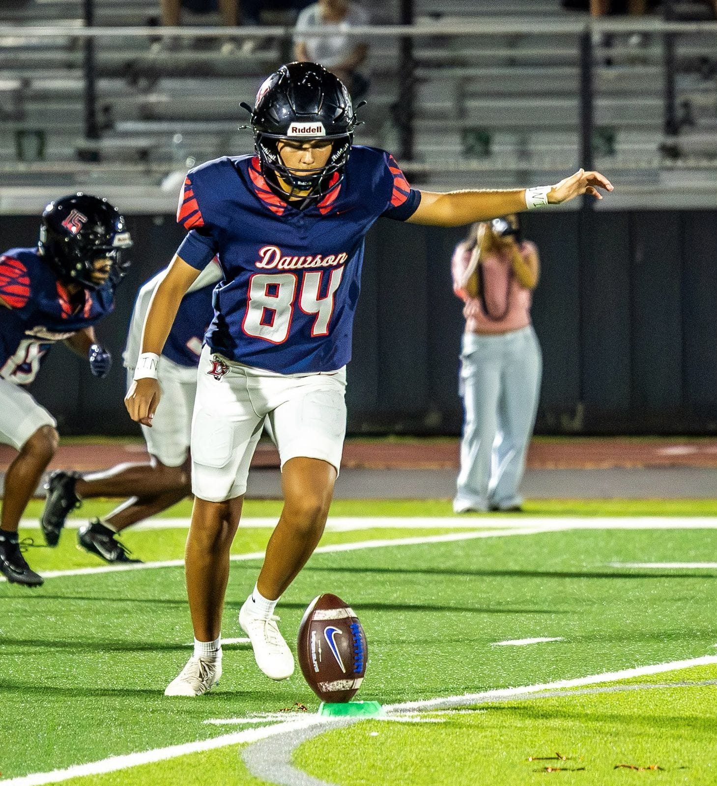 Oliver Abela approaching a kickoff for Dawson