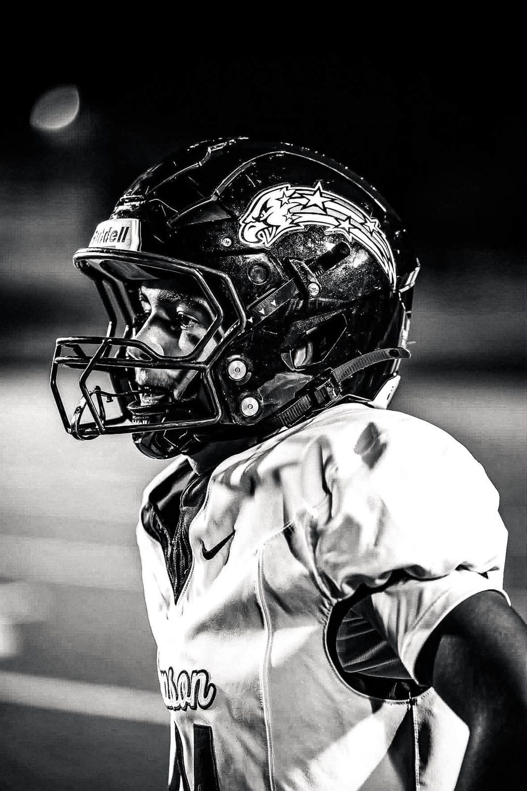 Oliver Abela, #84 for the Dawson Eagles